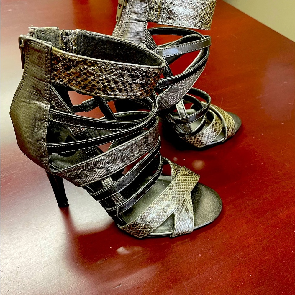 Platinum silver metallic coloured Guess heels